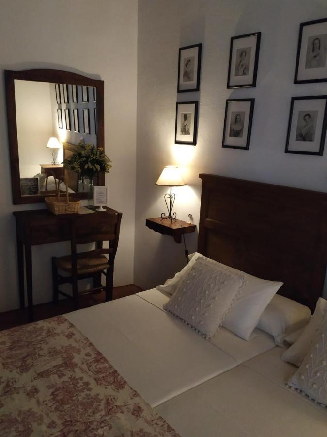 Casa Rural Y Restaurante Casa Adriano Guest House Alanis Ngoại thất bức ảnh