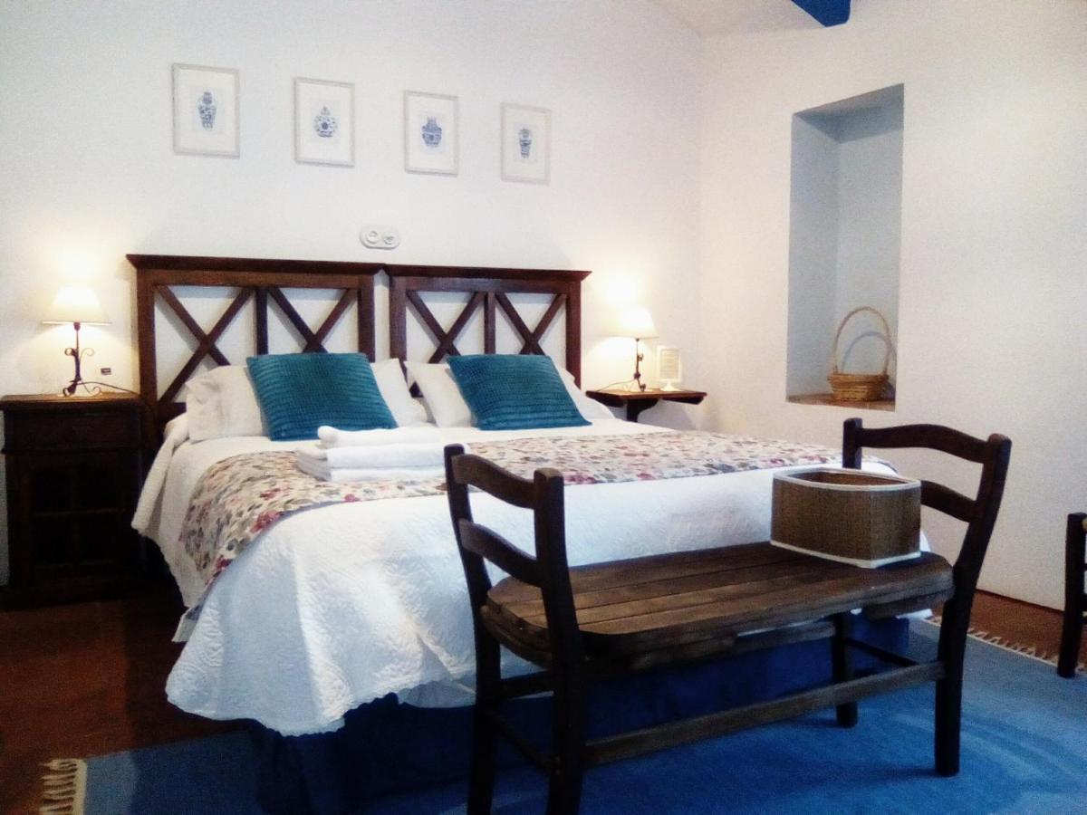 Casa Rural Y Restaurante Casa Adriano Guest House Alanis Ngoại thất bức ảnh