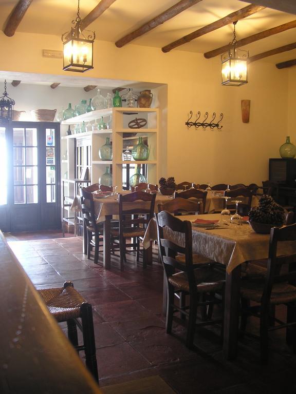 Casa Rural Y Restaurante Casa Adriano Guest House Alanis Ngoại thất bức ảnh